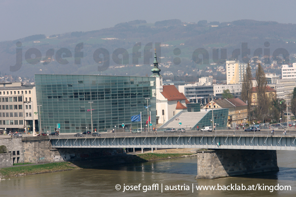 linz_austria_sightseeing-134