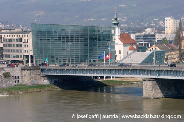 linz_austria_sightseeing-135